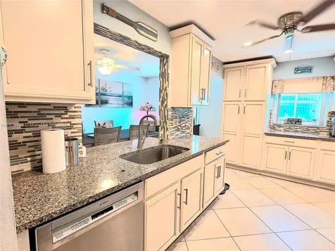 1711 SW 22nd Street Boynton Beach FL 33426