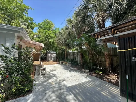 201 E 28th Street Riviera Beach FL 33404