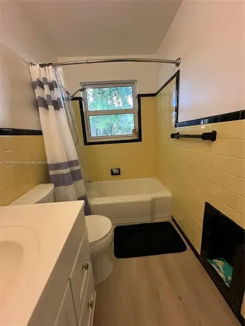 201 E 28th Street Riviera Beach FL 33404