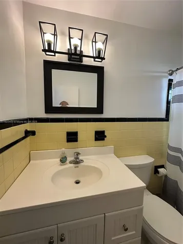 201 E 28th Street Riviera Beach FL 33404