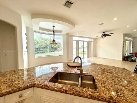 5058 SW 170th Avenue Miramar FL 33027
