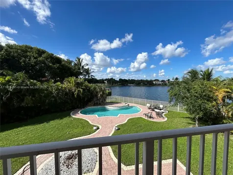 5058 SW 170th Avenue Miramar FL 33027