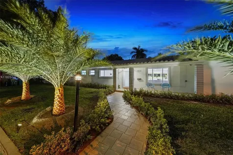 11530 NE 7th Avenue Biscayne Park FL 33161