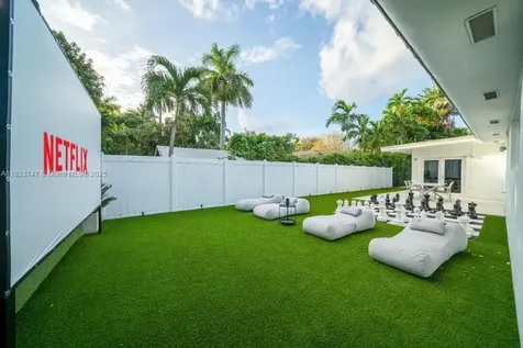 11530 NE 7th Avenue Biscayne Park FL 33161