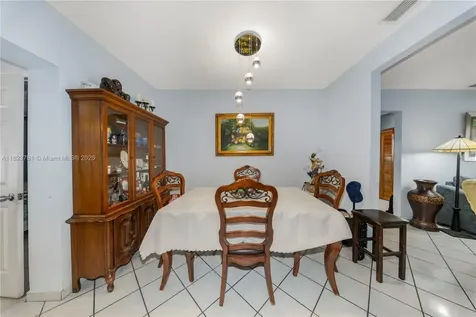 359 E 19th Street Hialeah FL 33010