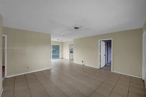 7504 Grant Street Hollywood FL 33024