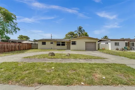 7504 Grant Street Hollywood FL 33024
