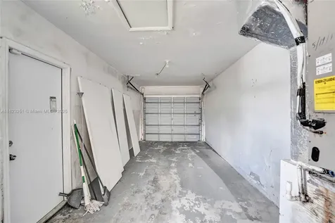 7504 Grant Street Hollywood FL 33024