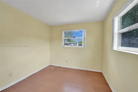 7504 Grant Street Hollywood FL 33024