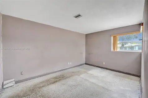 7504 Grant Street Hollywood FL 33024