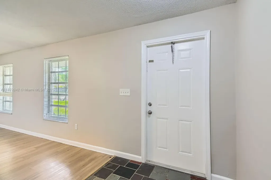 1708 NW 84th Drive Coral Springs FL 33071