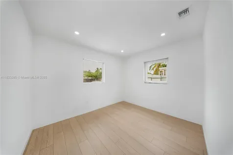3410 NW 171st Terrace Miami Gardens FL 33056