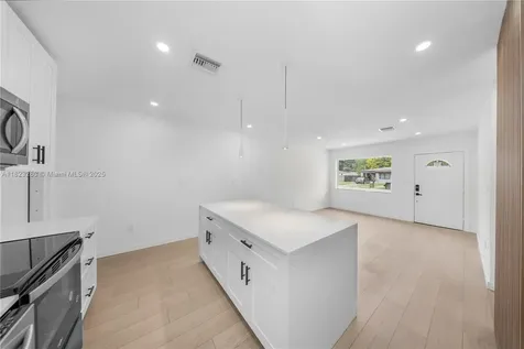 3410 NW 171st Terrace Miami Gardens FL 33056