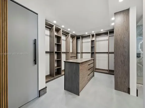 700 Coral Way Coral Gables FL 33134