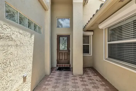 16260 La Costa Drive Weston FL 33326