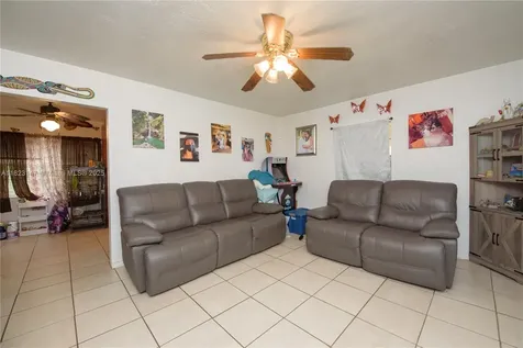 926 NW 3rd Avenue Homestead FL 33030