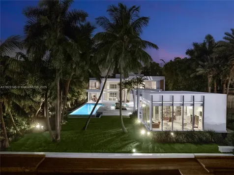 30 Palm Avenue Miami Beach FL 33139