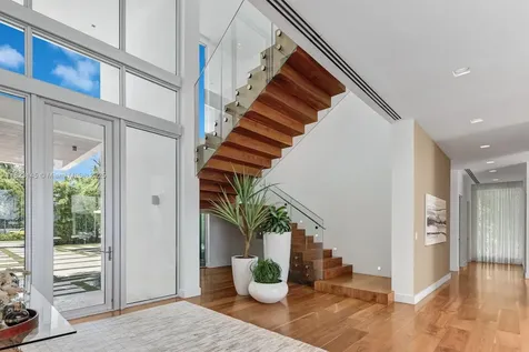 30 Palm Avenue Miami Beach FL 33139