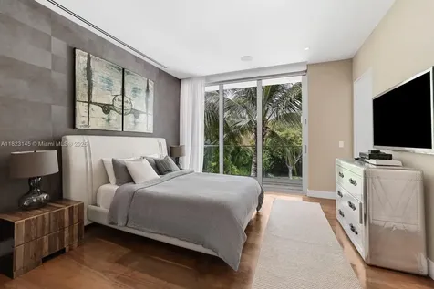 30 Palm Avenue Miami Beach FL 33139