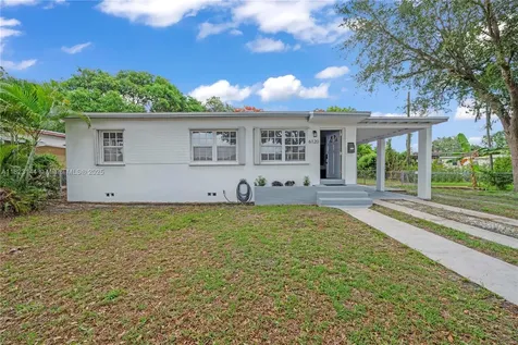 6120 NW 40th Street Virginia Gardens FL 33166