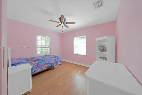 6120 NW 40th Street Virginia Gardens FL 33166