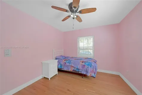 6120 NW 40th Street Virginia Gardens FL 33166