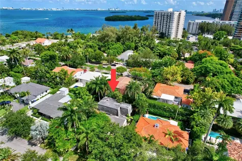 866 NE 72nd Street Miami FL 33138