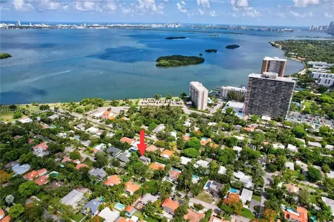 866 NE 72nd Street Miami FL 33138