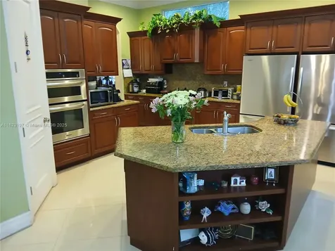 13190 NW 6th Street Miami FL 33182