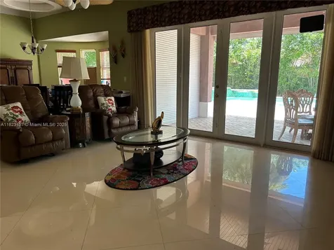 13190 NW 6th Street Miami FL 33182