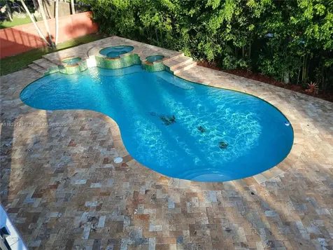 13190 NW 6th Street Miami FL 33182