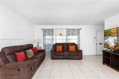 8851 NW 12th Street Pembroke Pines FL 33024