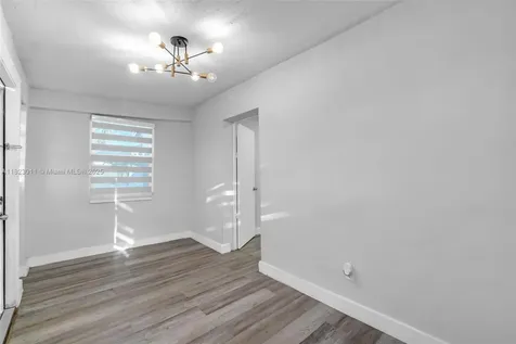 4622 SW 23rd Street West Park FL 33023