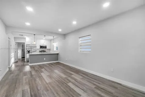 4622 SW 23rd Street West Park FL 33023