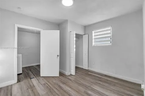 4622 SW 23rd Street West Park FL 33023