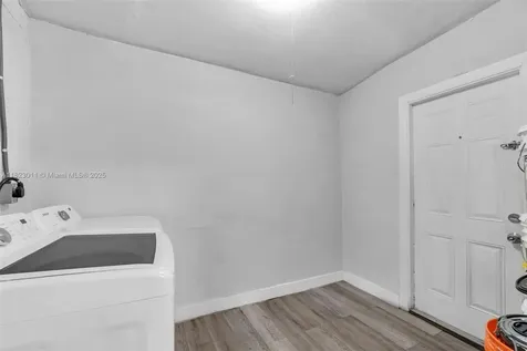 4622 SW 23rd Street West Park FL 33023