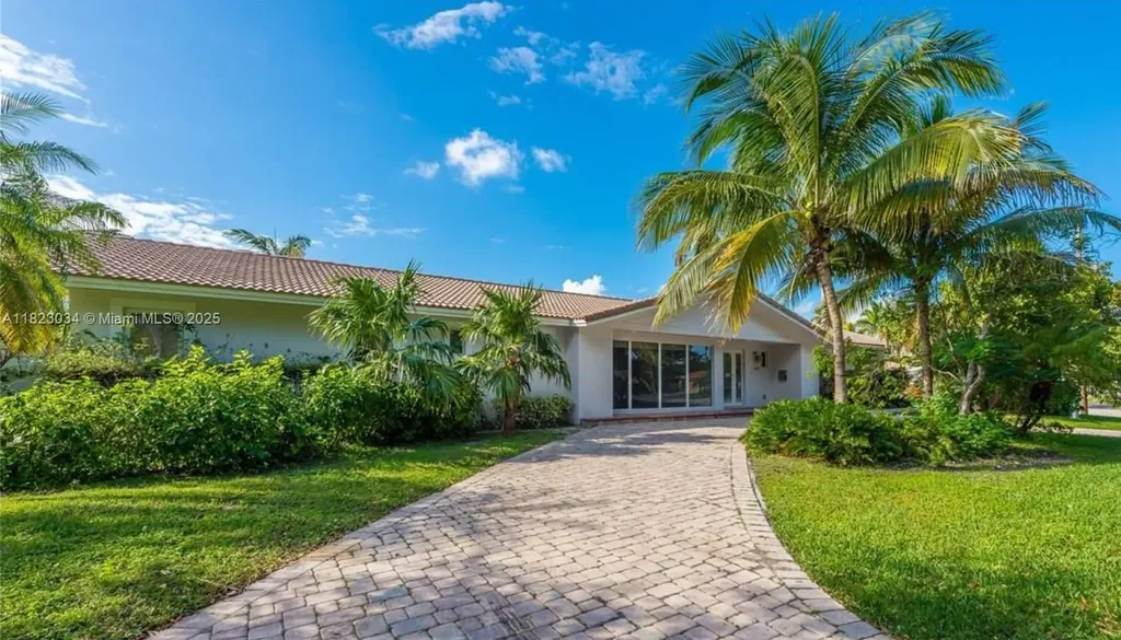 900 Diplomat Parkway Hollywood FL 33019
