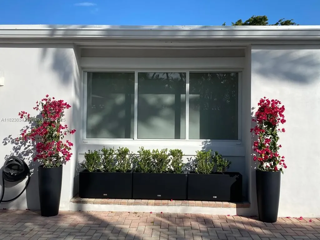 900 Diplomat Parkway Hollywood FL 33019