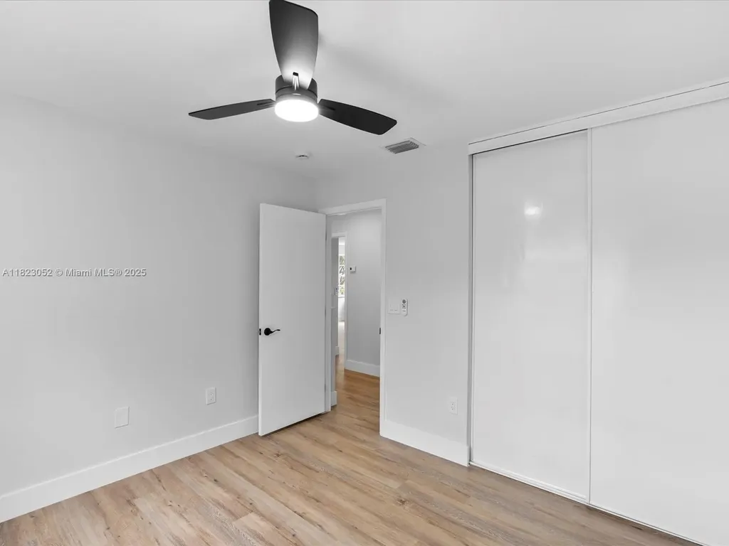 457 NW 87th Lane Coral Springs FL 33071