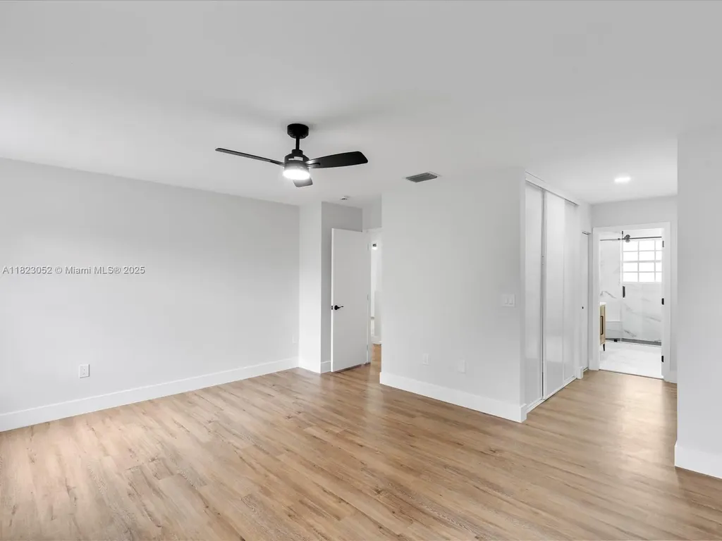 457 NW 87th Lane Coral Springs FL 33071