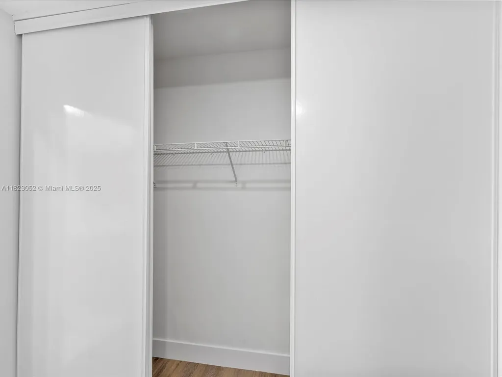 457 NW 87th Lane Coral Springs FL 33071