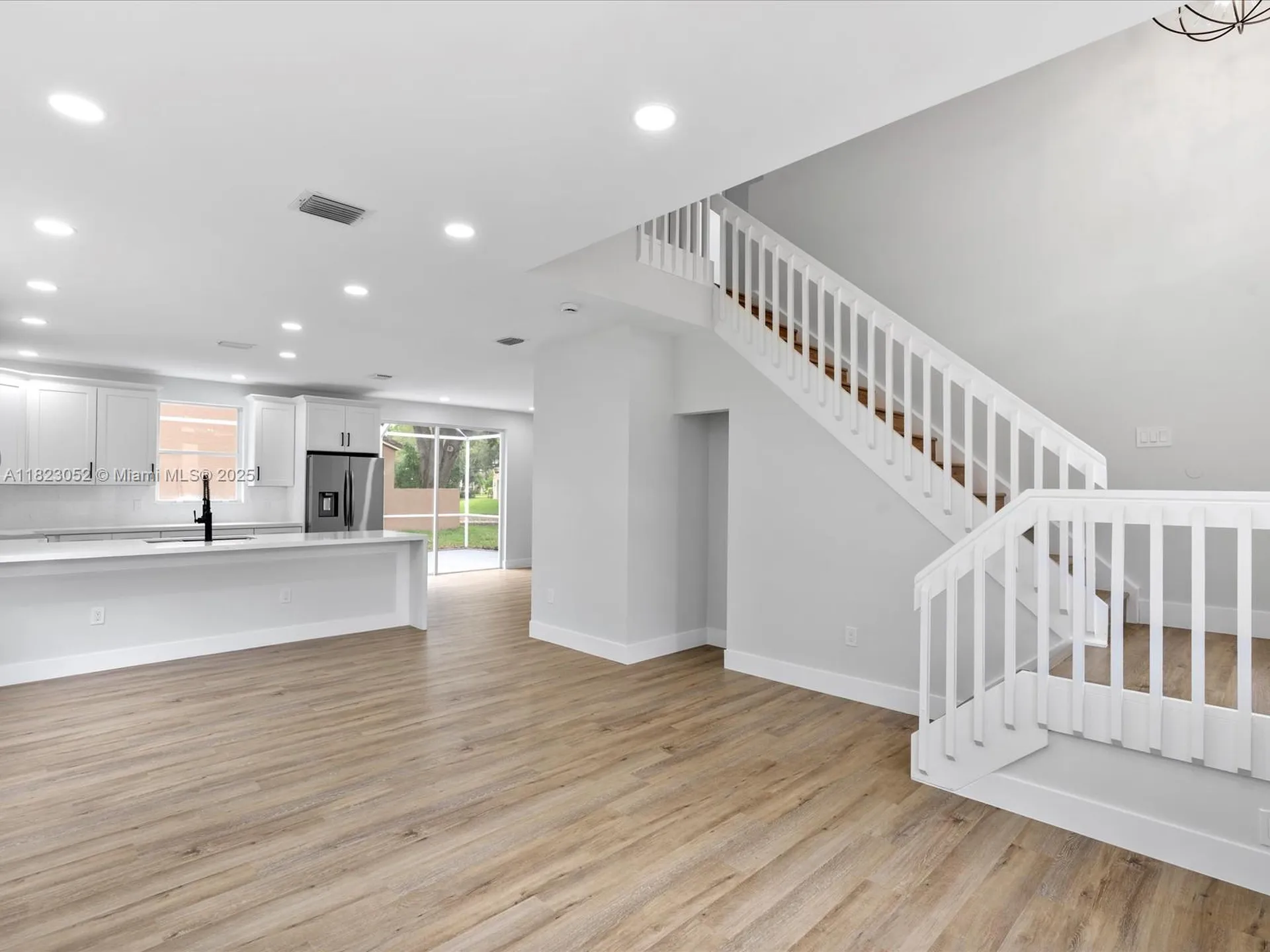 457 NW 87th Lane Coral Springs FL 33071