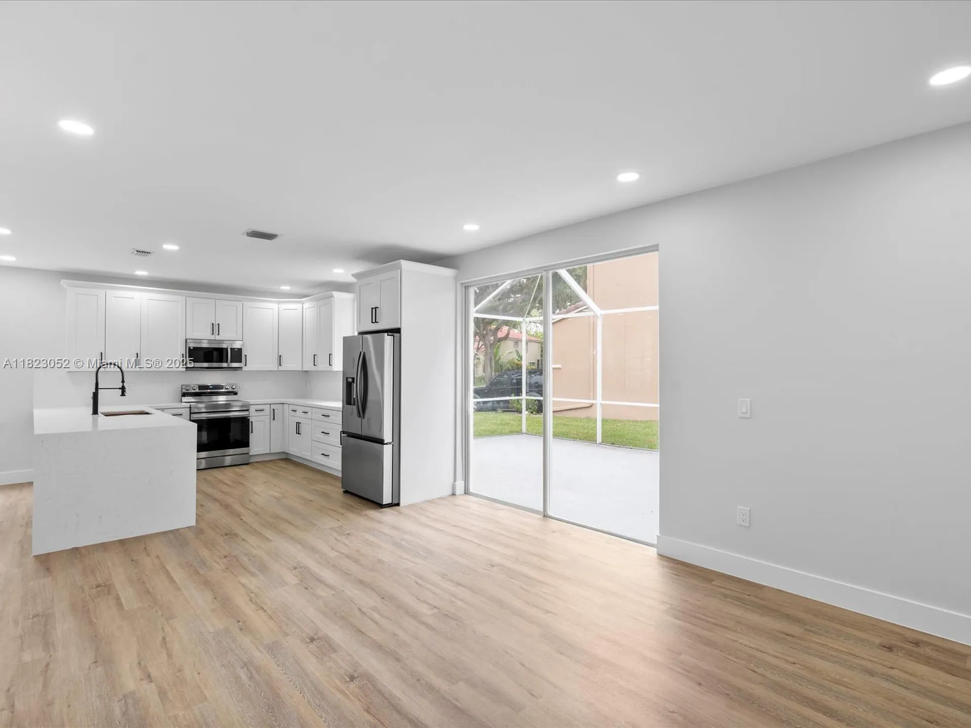 457 NW 87th Lane Coral Springs FL 33071