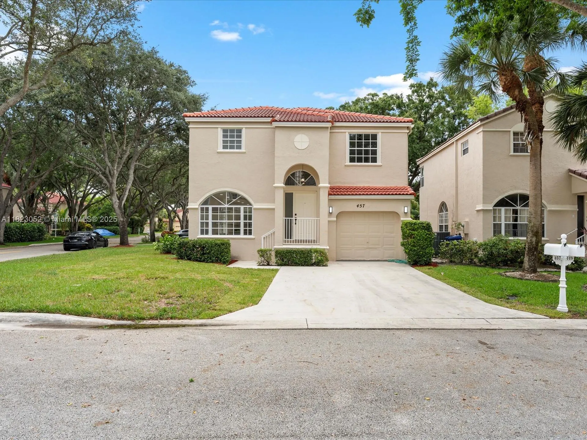 457 NW 87th Lane Coral Springs FL 33071