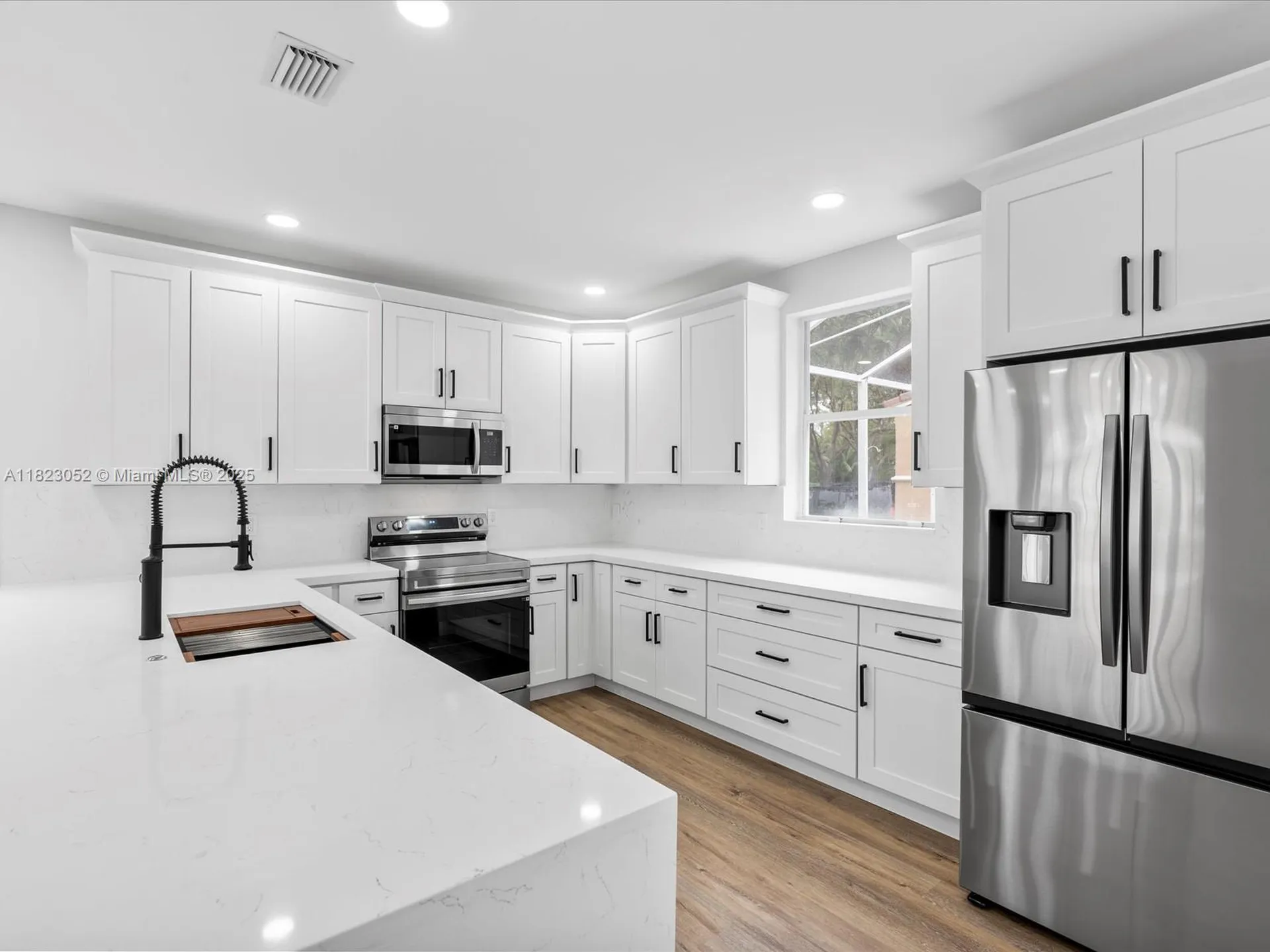 457 NW 87th Lane Coral Springs FL 33071