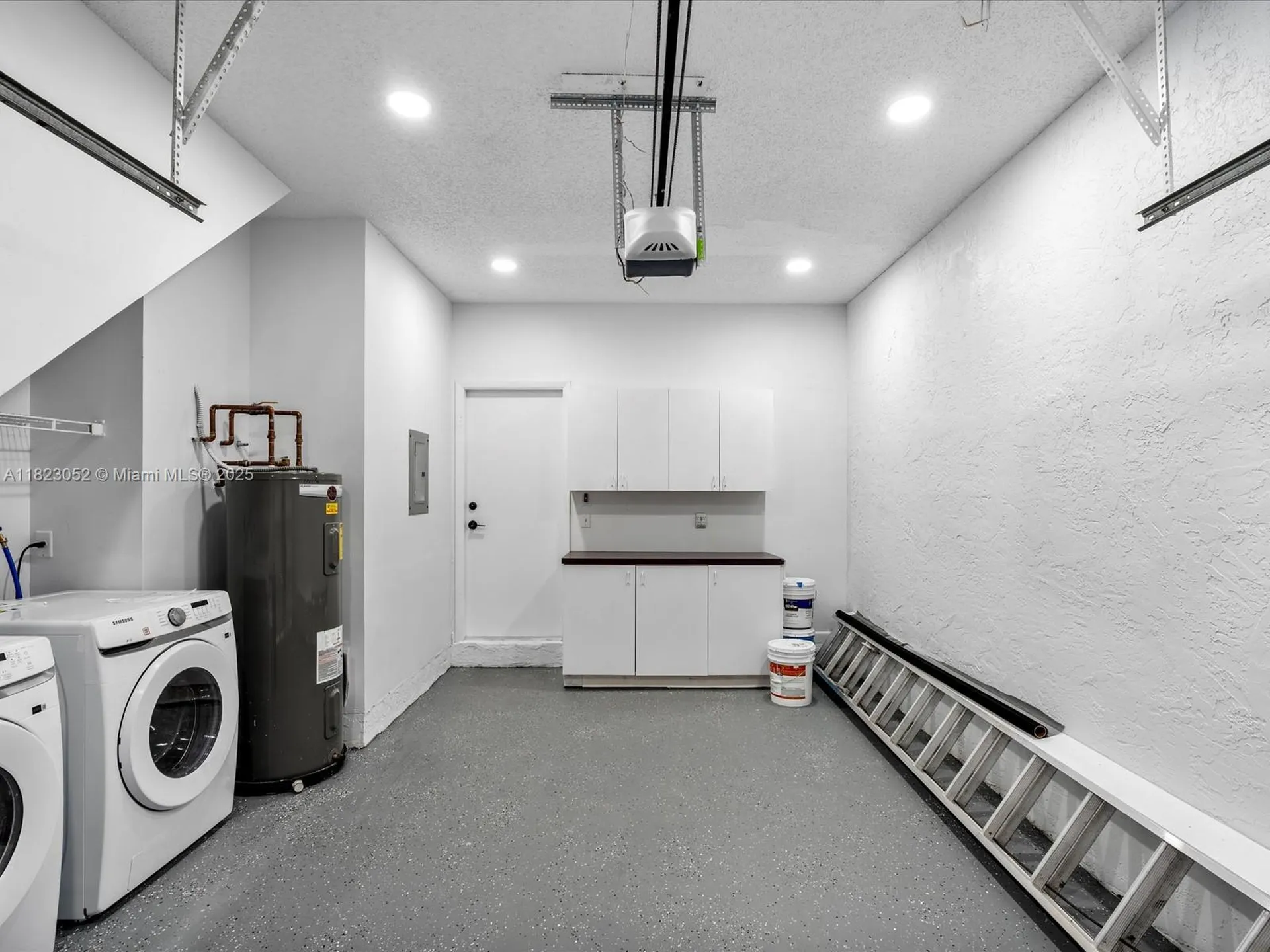 457 NW 87th Lane Coral Springs FL 33071