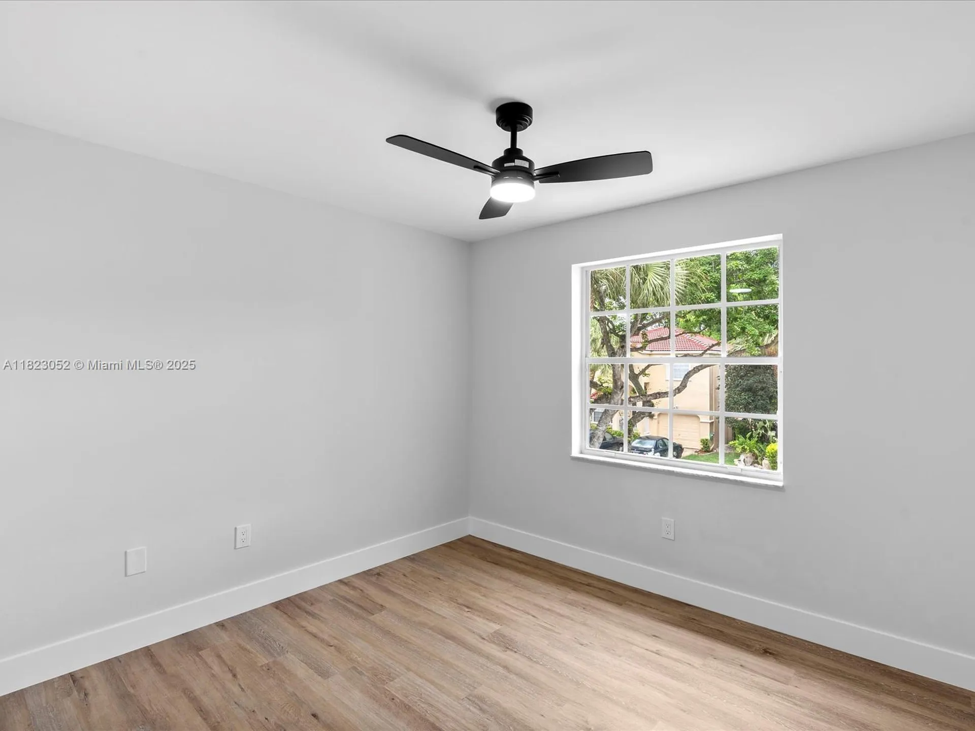 457 NW 87th Lane Coral Springs FL 33071