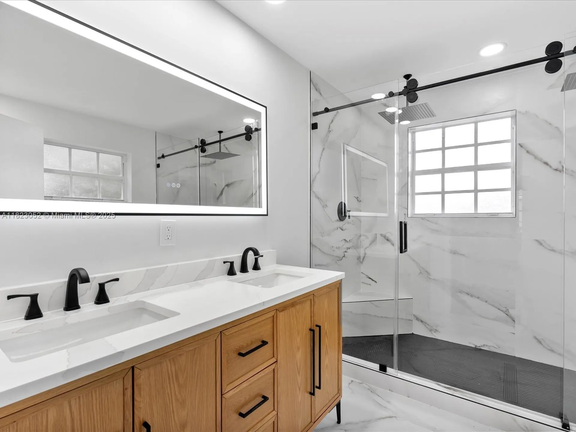 457 NW 87th Lane Coral Springs FL 33071