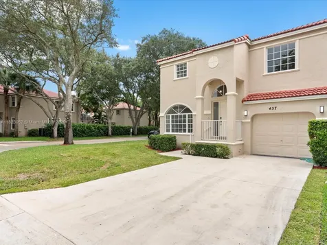 457 NW 87th Lane Coral Springs FL 33071
