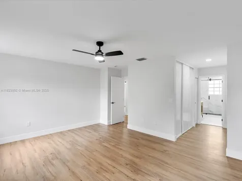 457 NW 87th Lane Coral Springs FL 33071
